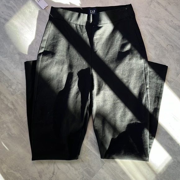 Gap  Stretch Dress Pants  Side Zip High Waisted    True Black    Size 4
NWT - Picture 3 of 14